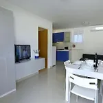 Apartment Terrace Flat 300 Mt From Zambratija (Istria)