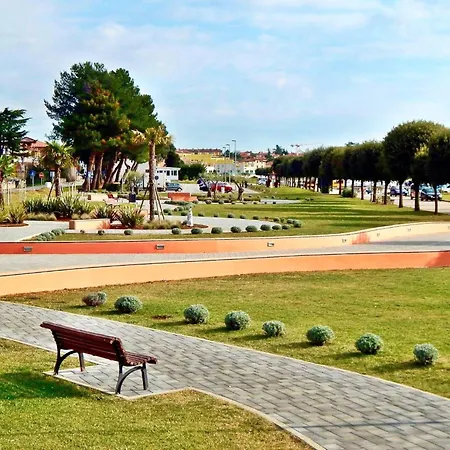 Apartman Terrace Flat 300 Mt From *