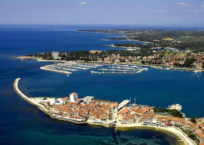 Terrace Flat 300 Mt From Apartman *