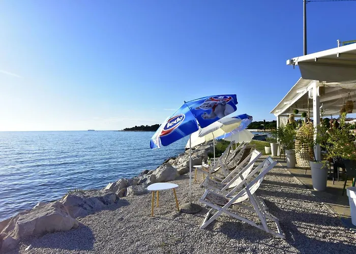 Apartman Terrace Flat 300 Mt From Zambratija (Istria)